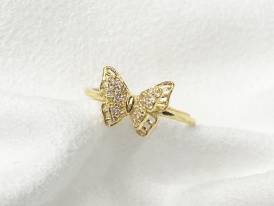 立體蝴蝶鑲珠戒指