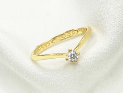 V型單顆鑲珠黃金戒指